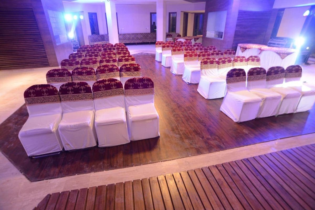 Palm Greens Club & Resort by The Sky Imperial — Kheda, Ahmedabad